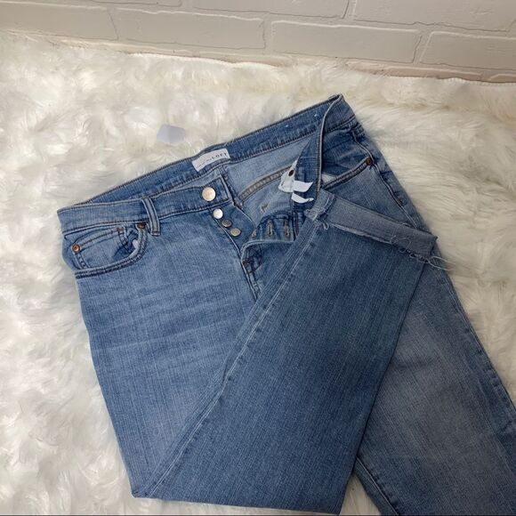 Ann Taylor Loft Boyfriend Light Wash Button Fly Jeans sz 10 - Picture 2 of 13